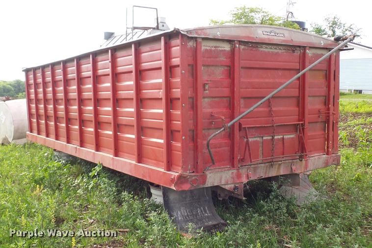 image for item BS9455 Omaha Standard grain bed